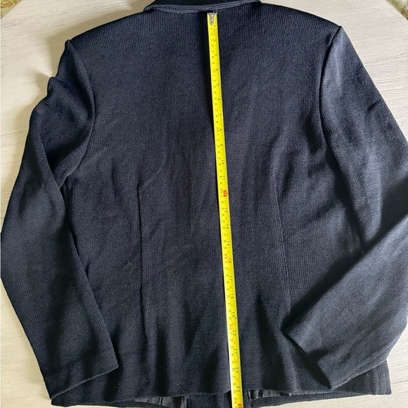 St. John Evening Suit Jacket w Diamond-like cluster buttons Black Size 10 Wool - Picture 9 of 11